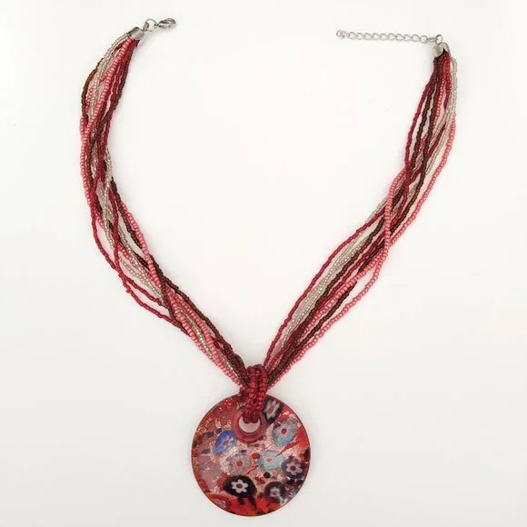 Red glass pendant necklace - Picture 5 of 7